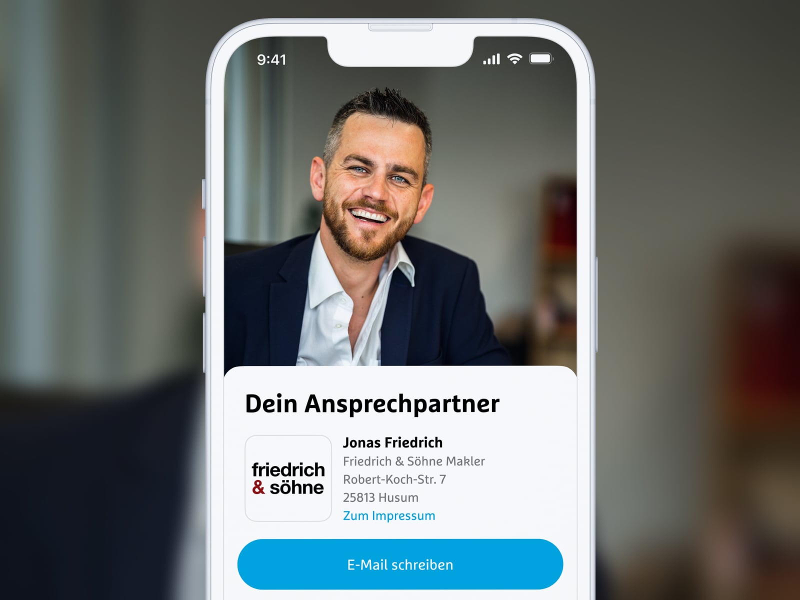 Smartphone, das eine App Applikation zeigt